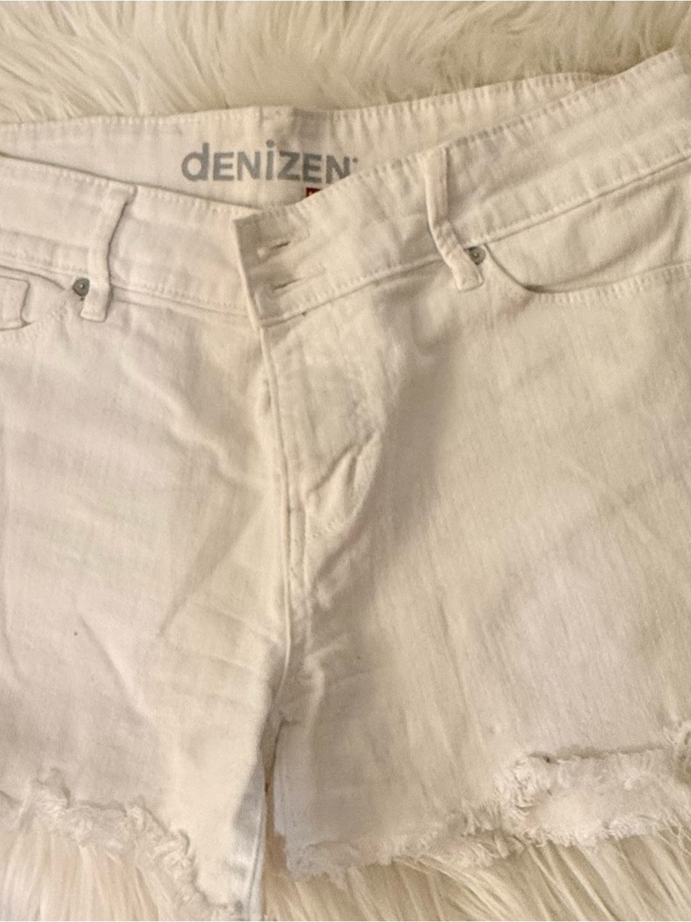Denizen from Levi's White Frayed Hem Women's Denim Shorts